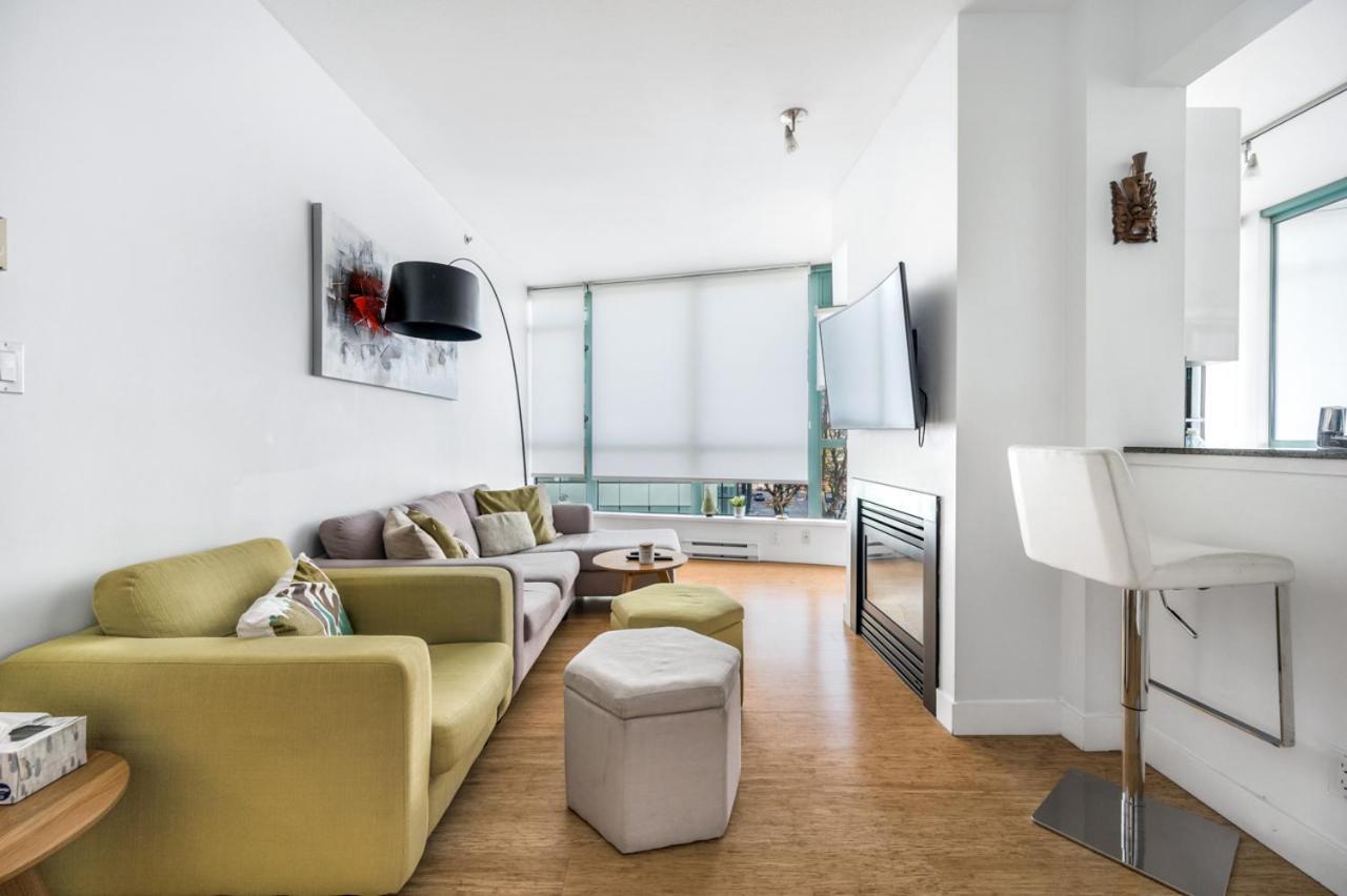 Apartamento Bright 2 Bedroom Downtown With Free Parking Vancouver